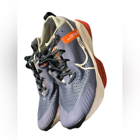 Nike Other - Nike Zegama "Light Carbon/Dragon Red/Cosmic Clay Light Orewood Brown Trail Shoe